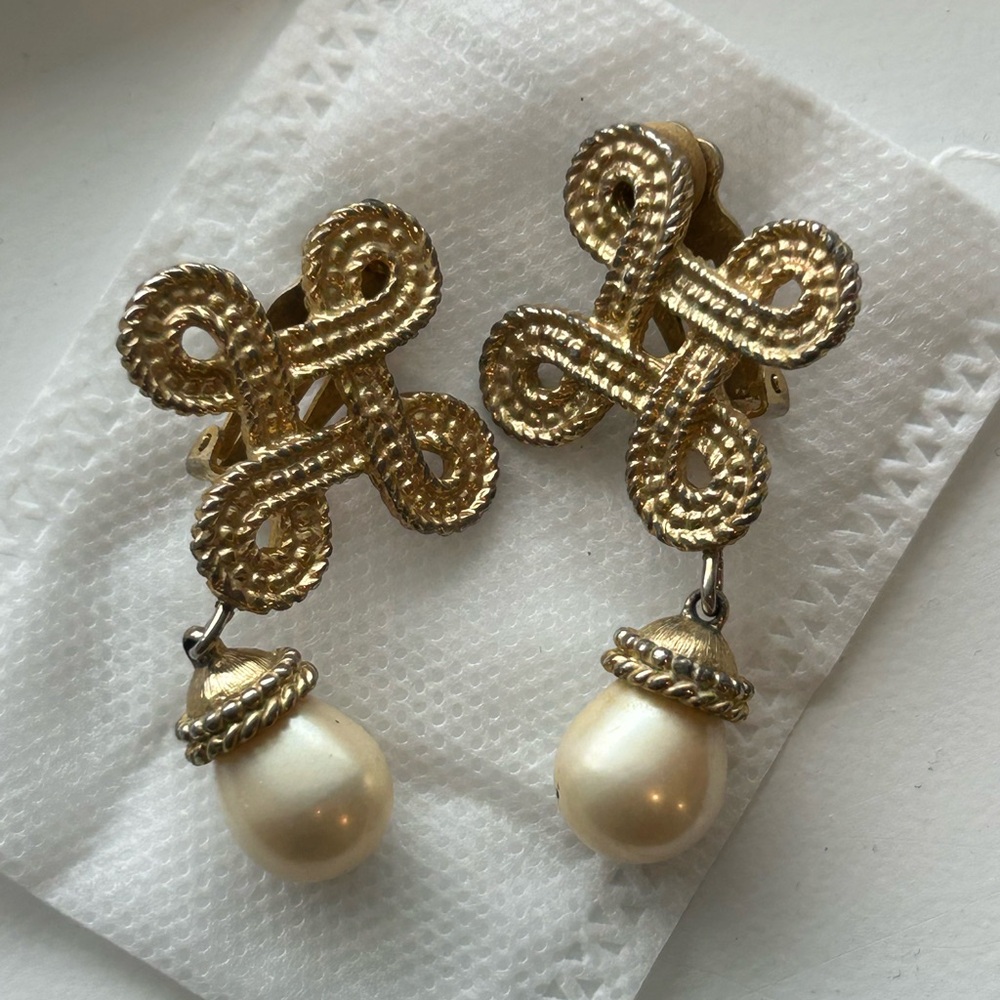 Elegant Gold and Pearl Clip-On Earrings